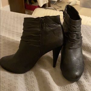 Scrunched Black Booties!